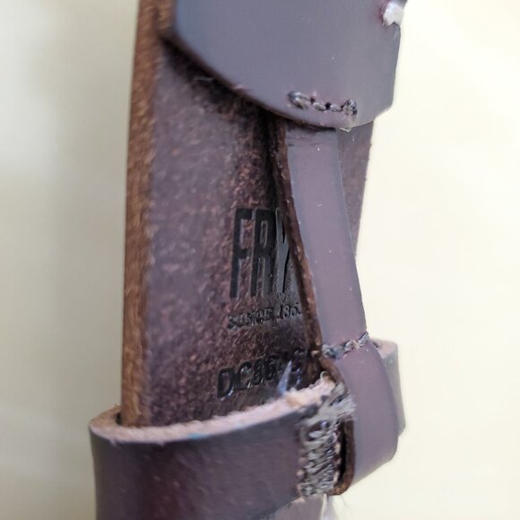 Frye Leather Grommet Belt Size Medium - Picture 5 of 13